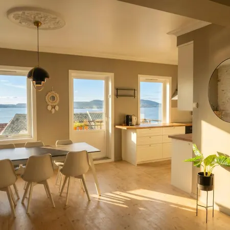 شقة Panoramic Views From Historic Sandviken *