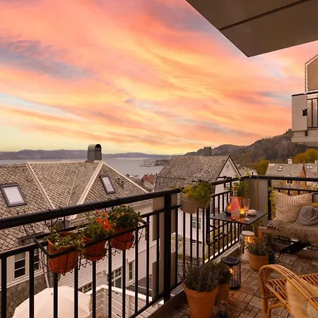 شقة Panoramic Views From Historic Sandviken *